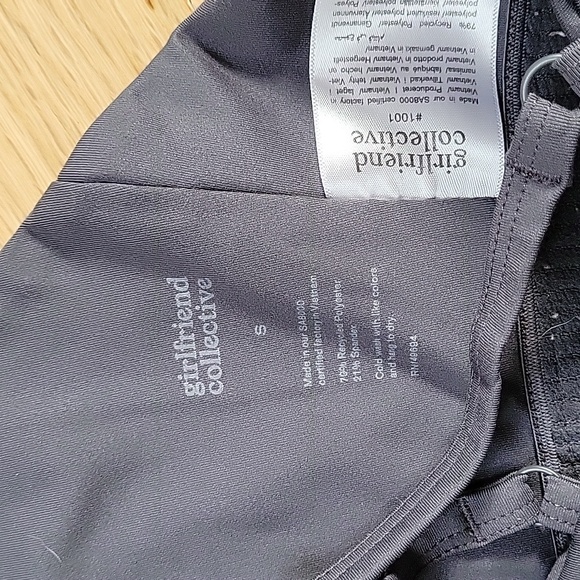 girlfriend collective Topanga Bra - Picture 3 of 5